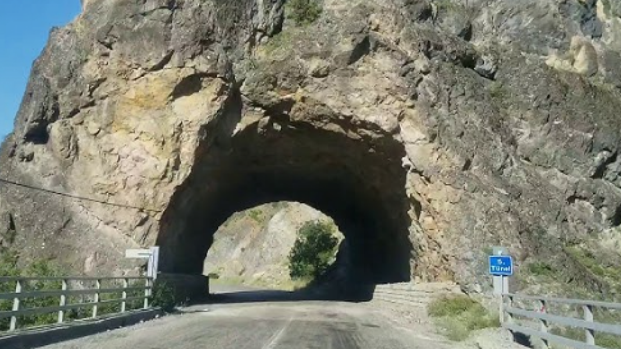 İki vali el sıkıştı: 3,5 saatlik yol 45 dakikaya düşecek!