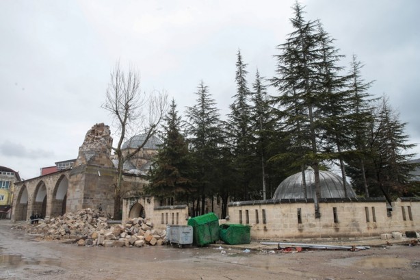 Foto - İkinci depremin merkez üssünde 19 cami hasar gördü