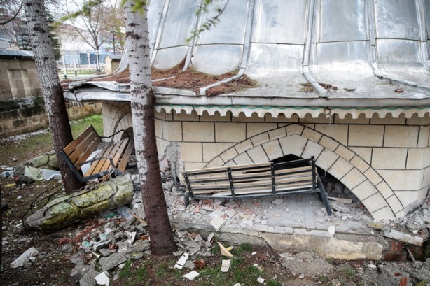 Foto - İkinci depremin merkez üssünde 19 cami hasar gördü