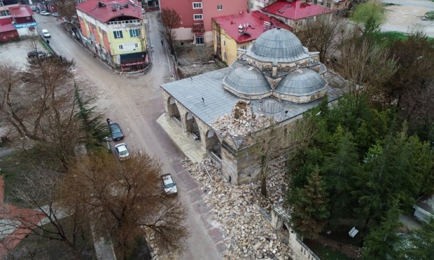 Foto - İkinci depremin merkez üssünde 19 cami hasar gördü