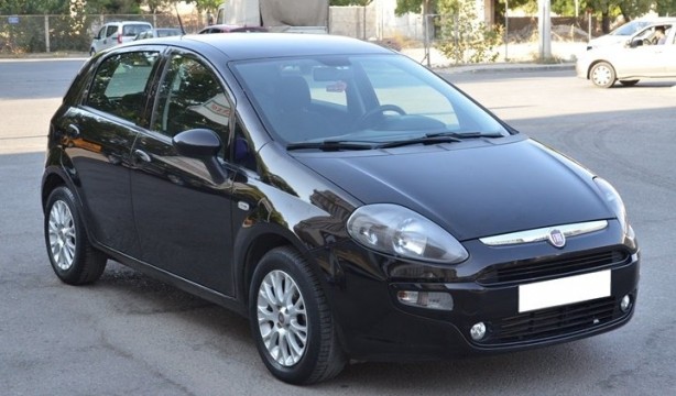 Foto - İkinci el araba için flaş gelişme! İşte fiyatı en çok düşen otomobiller