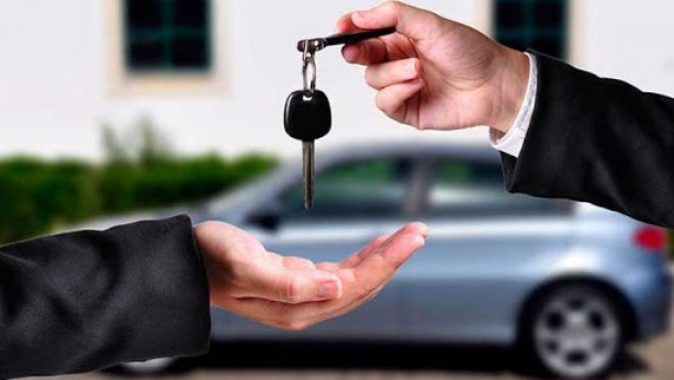 Foto - İkinci el araç fiyatlarında son durum ne? İnecek mi çıkacak mı? Vatandaş sorguluyor!