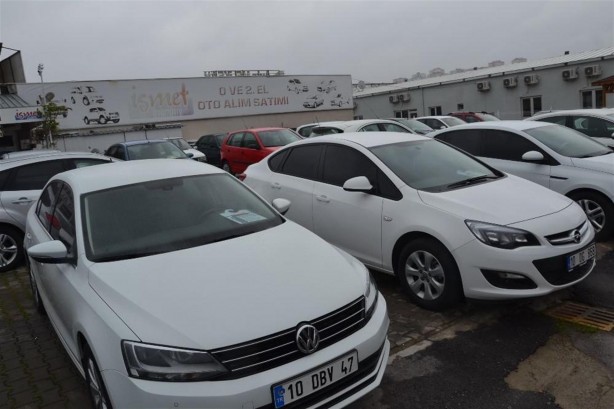 İkinci el araç piyasası canlandı: Yasal düzenlemeyle yeni indirim yolda