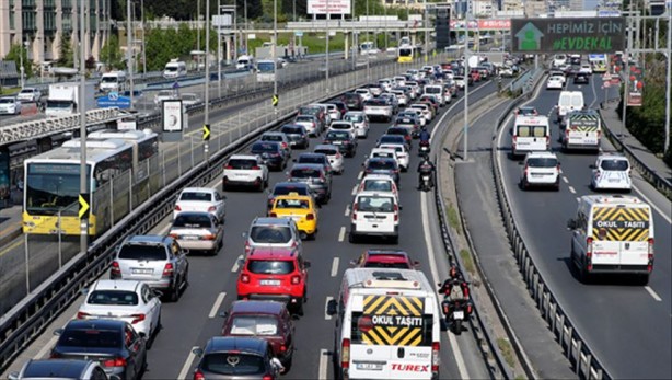 Foto - İkinci el aracı olanlar için tarih verip uyardılar! Bugünden itibaren bunu yapanlar başını taşlara vuracak 