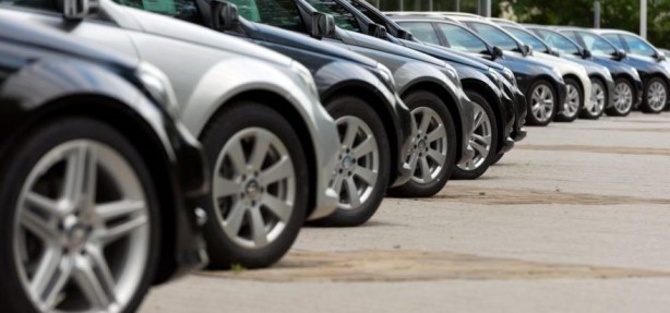 İkinci el araçlar ateş pahası... İşte en ucuz sıfır otomobil fiyatları!