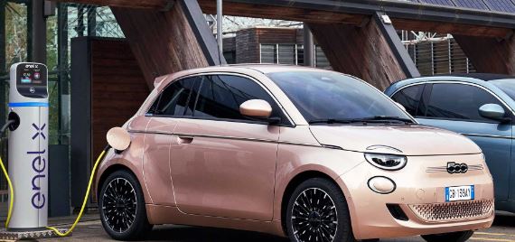 Foto - İkinci el elektrikli otomobil almak mantıklı mı?