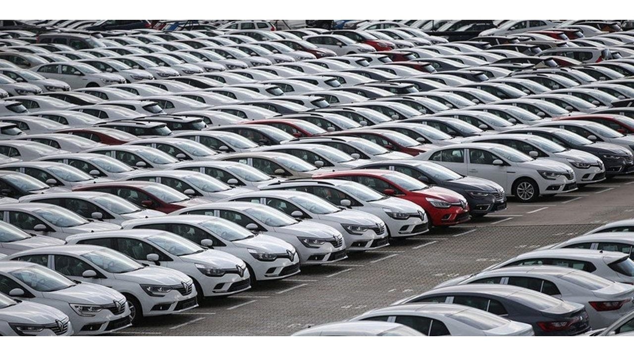 Foto - İkinci el parasına sıfır otomobiller! Fiyatları gören, soluğu bayide alıyor