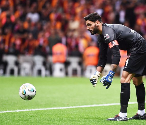 Foto - İkinci kez şaşırmaya hazır olun! Yerli Muslera bulundu bile... Eski Beşiktaşlı geliyor!