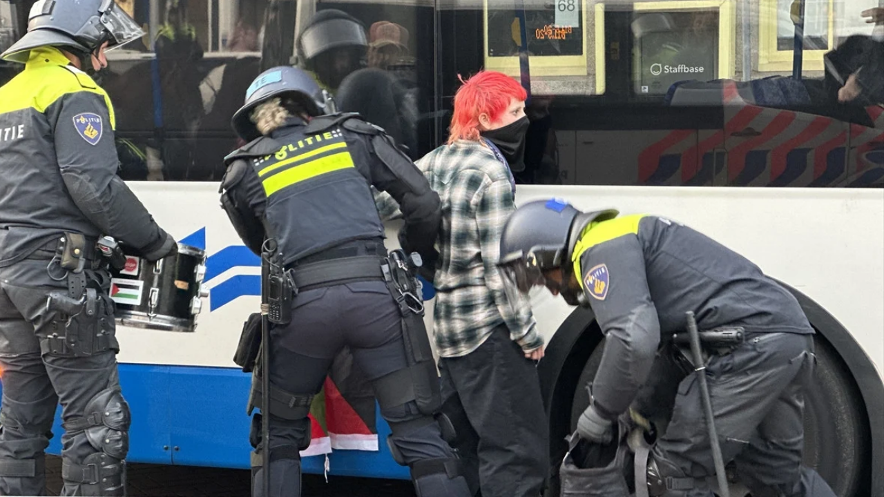 Foto - İkiyüzlü soykırım ortakları! 