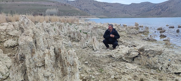 Foto - İklim değişikliği can sıkıyor! Sular çekildi ortaya bu manzara çıktı