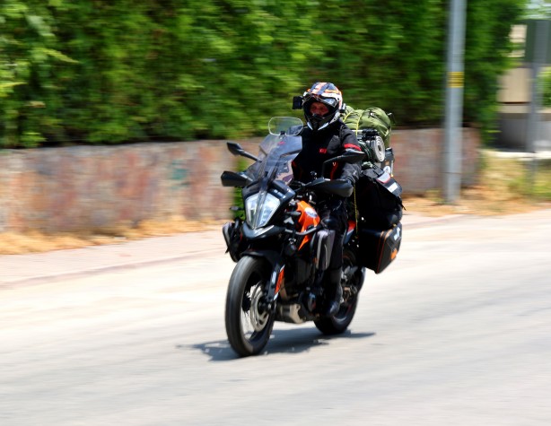 Foto - İklim değişikliğine dikkat çekmek için motosikletle kuzey kutup dairesine yola çıktı