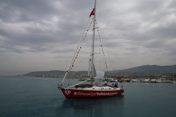 Foto - Yelken açan denizciler davul zurna eşliğinde Hatay'a ulaştı