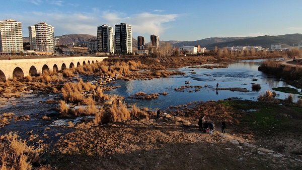 Foto - İklim krizi nelere yol açacak? Balıkları böyle tutmaya başladılar