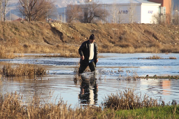 Foto - İklim krizi nelere yol açacak? Balıkları böyle tutmaya başladılar