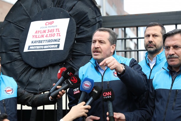 İkramiyeler buhar oldu! Memur-Sen CHP’ye isyan etti