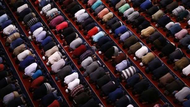 Foto - İl il bayram namazı saatleri