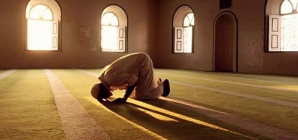 Foto - İl il bayram namazı saatleri...