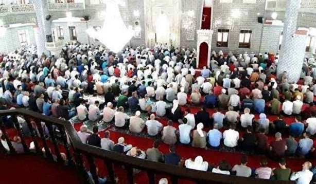 Foto - İl il bayram namazı saatleri...