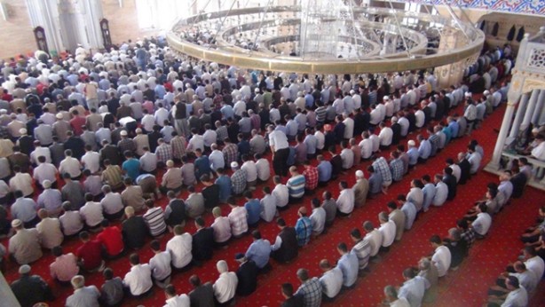 Foto - İl il bayram namazı saatleri