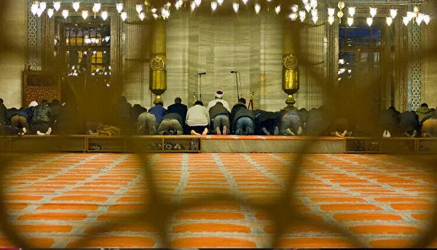 Foto - İl il bayram namazı saatleri...