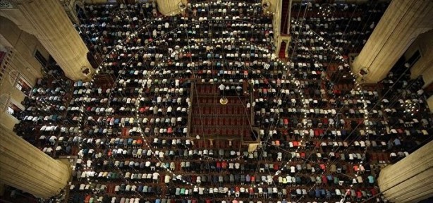 Foto - İl il bayram namazı saatleri...