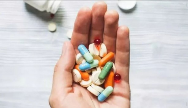 Foto - İlaç aldıktan sonra bu besinlerden uzak durun! Ölüme bile neden oluyor