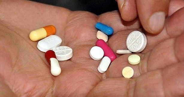 Foto - İlaç aldıktan sonra bu besinlerden uzak durun! Ölüme bile neden oluyor