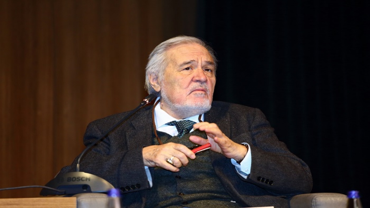 Foto - İlber Ortaylı’dan bir ilimizi çıldırtacak sözler: Sivri akıllı birisi bunlara öğretmiş