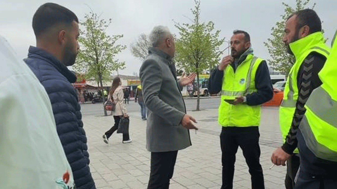 Foto - İlçe belediyesine tepki yağıyor! AK Partili belediyenin deprem yardımına CHP engeli