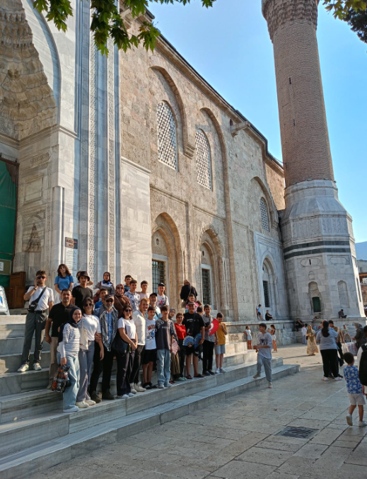Foto - İlçe Kaymakamı ve Belediye başkanı el ele verdi! öğrenciler bayram etti