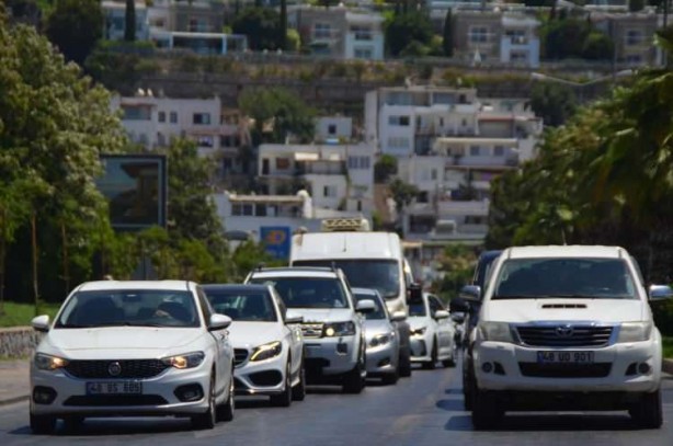 Foto - İlçeye 1 haftada 140 bin araç giriş yaptı