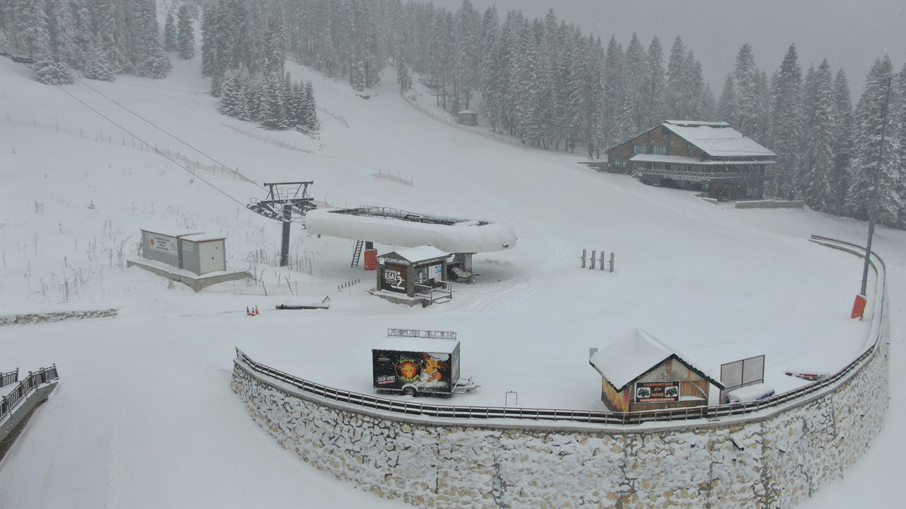 Foto - Ilgaz Dağı baharda beyaza büründü! Kar kalınlığı 50 santimetreyi aştı