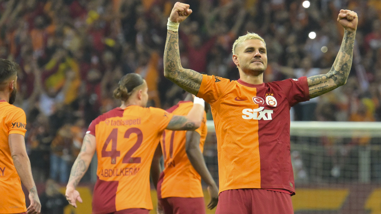 Foto - İlgili olay açıklama: Türkiye'nin ünlü futbolcusu bakın ne yapacaklar: Tüm Türkiye'ye ilan ettiler: Dallas yahu Dallas!