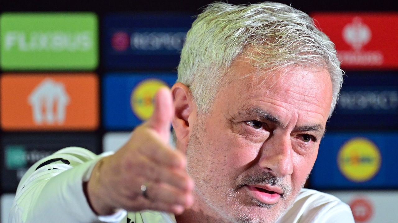 Foto - İlginç sözler: Şampiyonlar Ligi’nden elendi ve… Dünya Jose Mourinho'nun kovulmasını konuşuyor!