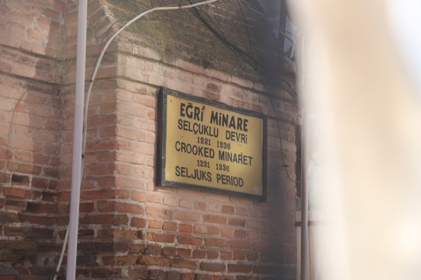 Foto - İlginç yapısıyla görenleri şaşırtıyor: Eğri Minare