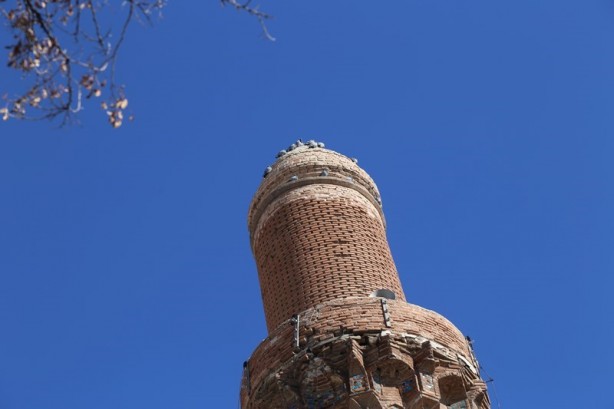 Foto - İlginç yapısıyla görenleri şaşırtıyor: Eğri Minare