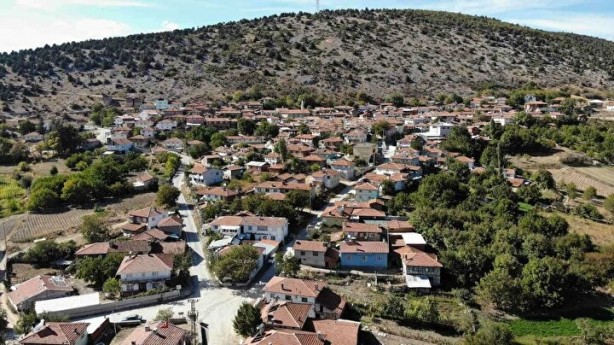 Foto - İlginç yöntem! Böbrek taşını düşürmek isteyen bu köye geliyor