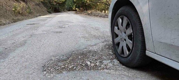 Foto - İlginç yöntem! Böbrek taşını düşürmek isteyen bu köye geliyor