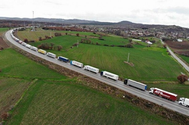 Foto - İlham Aliyev müjdeyi verdi! Anlaşma Türkiye'deki dört ili ihya edecek