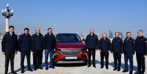 Foto - İlham Aliyev yerli ve milli otomobil Togg'u teslim aldı! Cumhurbaşkanı Erdoğan'dan 'Gardaşım Aliyev' paylaşımı bakın ne
