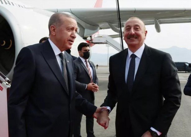 Foto - İlham Aliyev'den Cumhurbaşkanı Erdoğan'ı şaşırtan performans