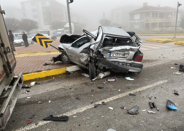 Foto - İlik nakli için Türkiye'ye gelen aile kaza yaptı