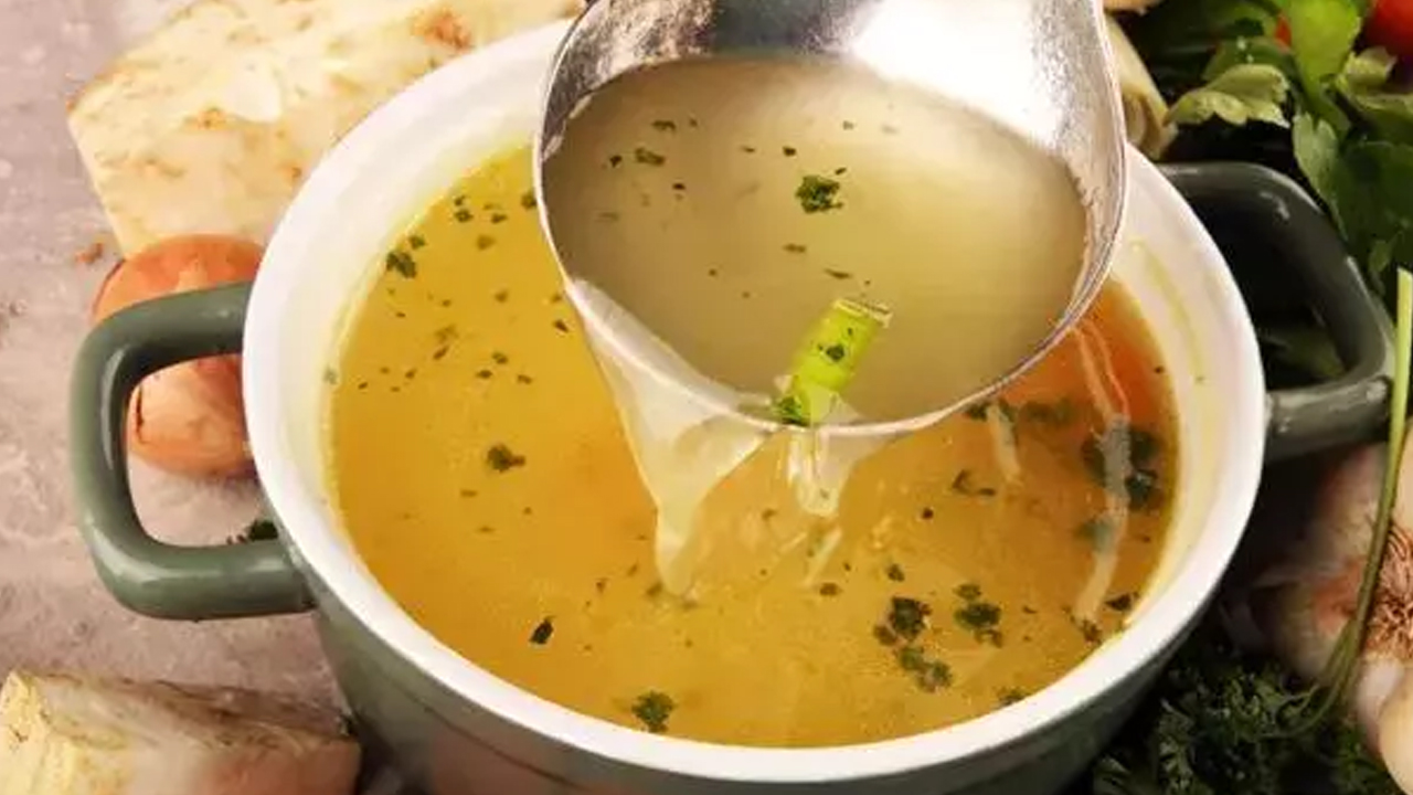 İlikli kemik suyu neye iyi gelir? Buruş buruş daralmış damarları genişletiyor: Kemiklere kolajen banyosu yaptırıyor