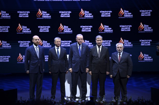 Foto - İlim Yayma Vakfı Büyük Ödülü'ün sahibi olan Prof. Dr. İbrahim Akduman araştırmasını anlattı!