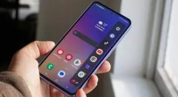 Foto - İlk 3 sıranın sahibi! İşte 2024'te en çok tercih edilen telefon