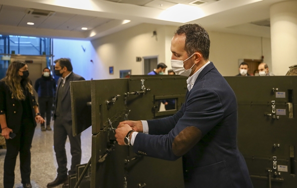 Foto - İlk ateş anında koruma sağlayacak! Güvenlik güçlerinin canı ona emanet