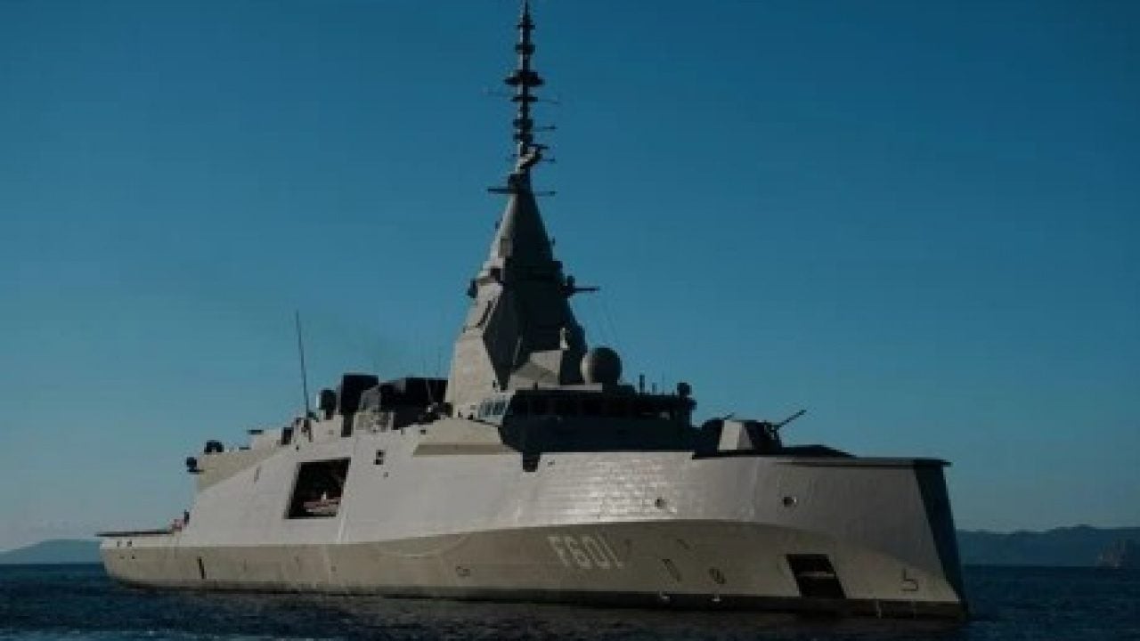 Foto - İlk defa savaş gemisi gören Yunanlar: Herkes oraya koştu