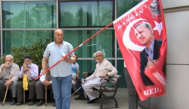 Foto - İlk fidan dikimine dakikalar kaldı! İstanbullular Atatürk Havalimanı'na akın ediyor