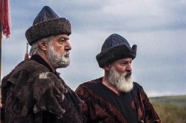 Foto - İlk işi sakalları kesmek oldu