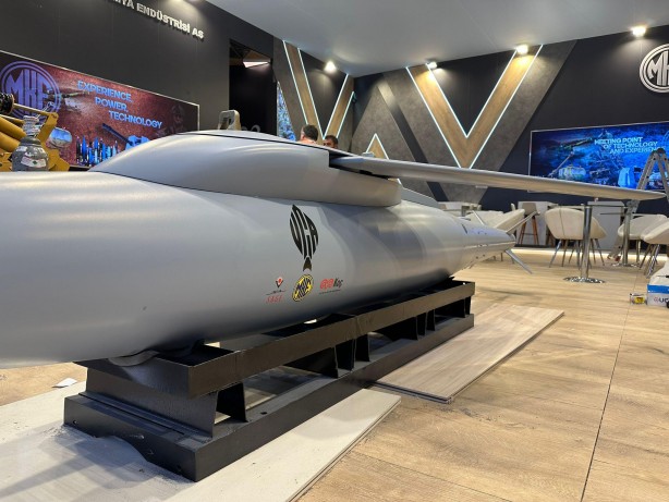 Foto - İlk kez çıkıyor! Düşmanın elini kolunu bağlayan silah